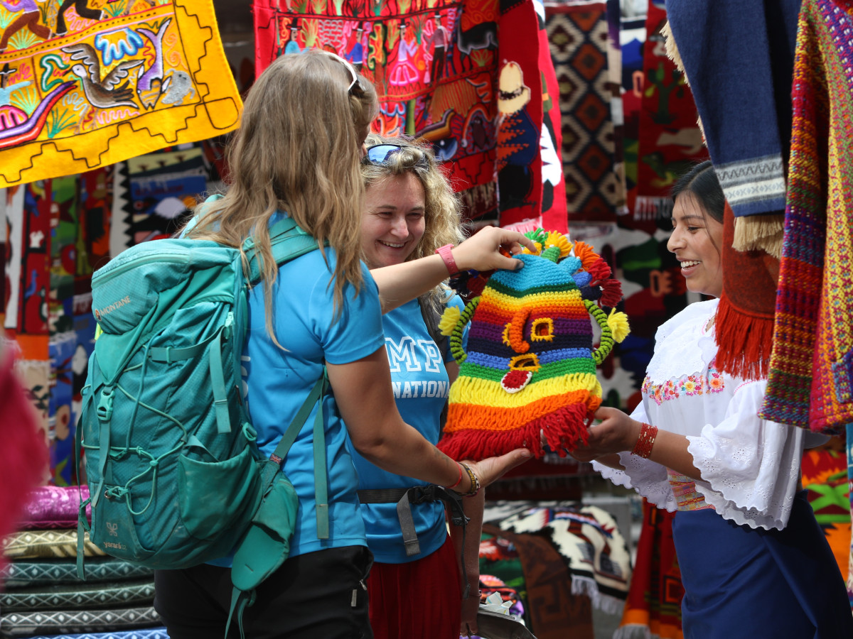 Markt in Otavalo, Ecuador - Undiscovered.nl