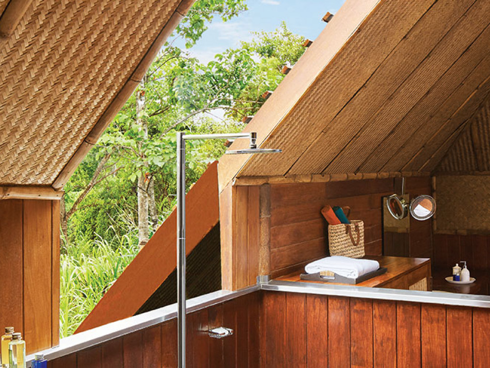 Binnenkant waterchalet Vil Uyana Sri Lanka - Undiscovered.nl