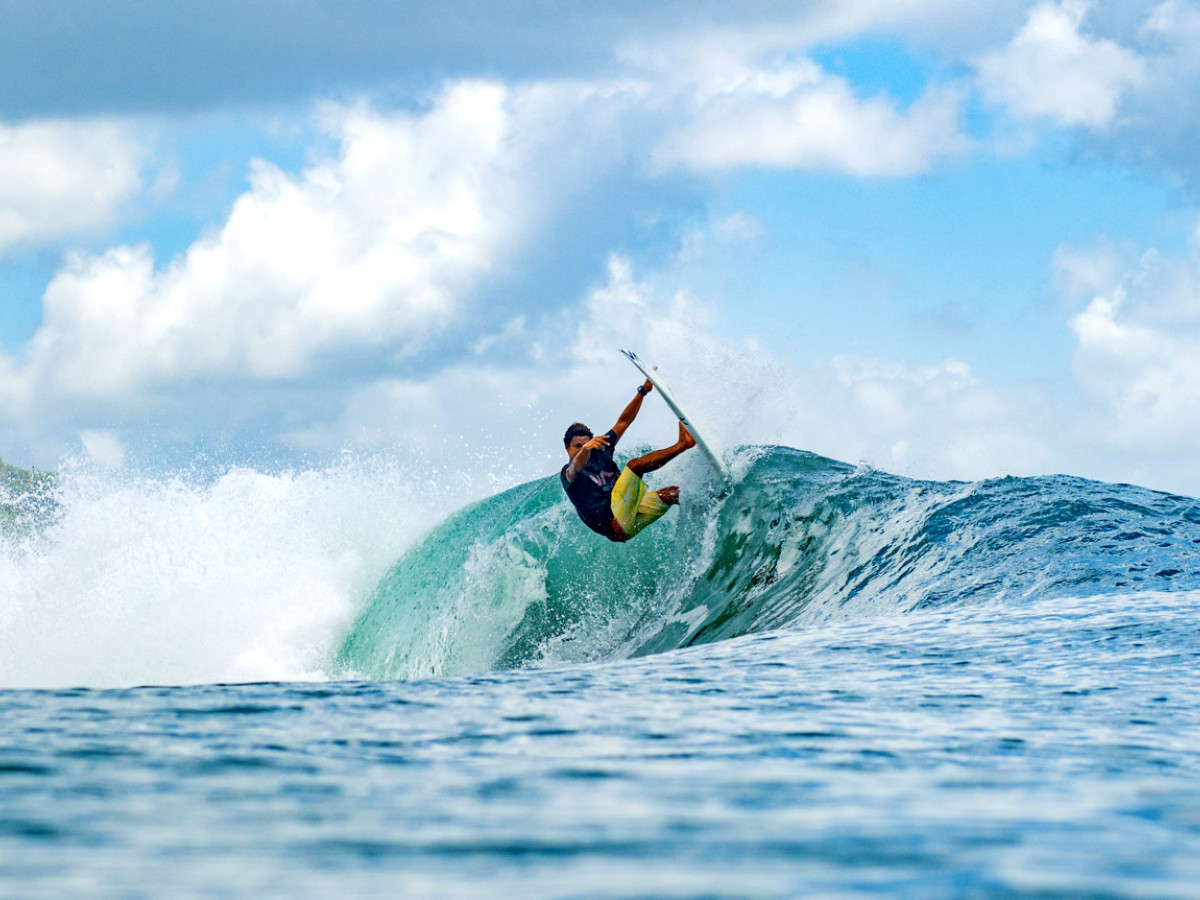 Surfer in Nicaragua - Undiscovered.nl
