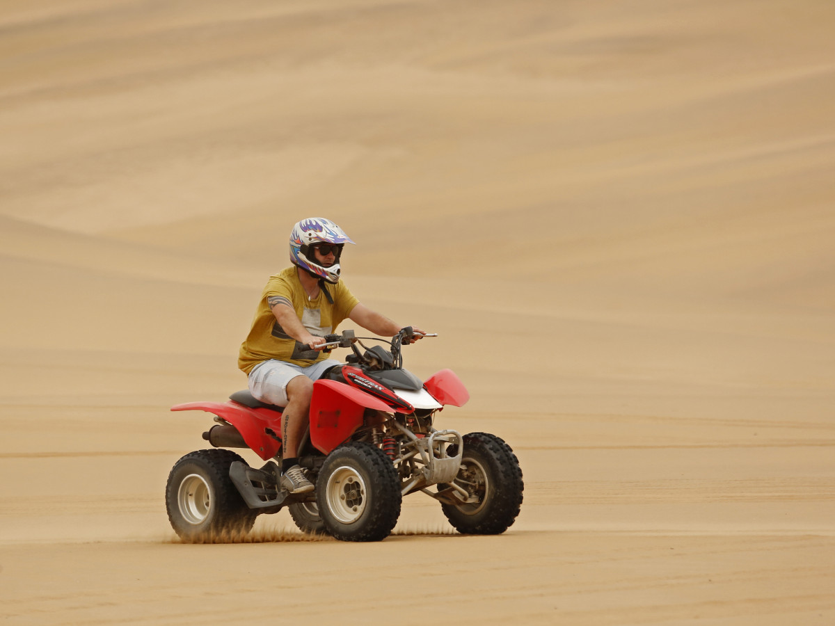 Quadrijden in Namibië - Undiscovered.nl