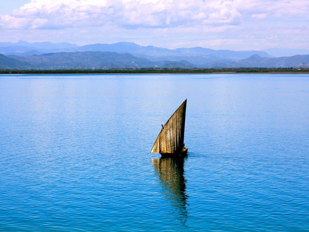 Water in Nosy Komba, Madagascar - Undiscovered.nl