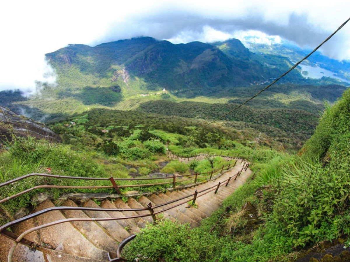 Adams Peak, Sri Lanka - Undiscovered.nl