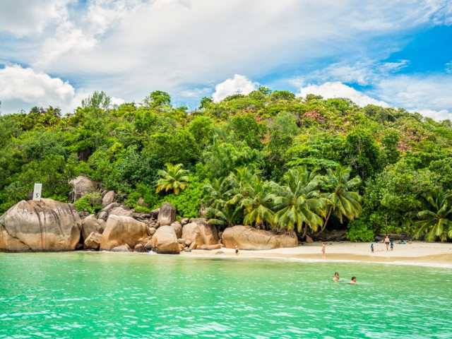 Anse Lazio Praslin Seychellen - Undiscovered.nl