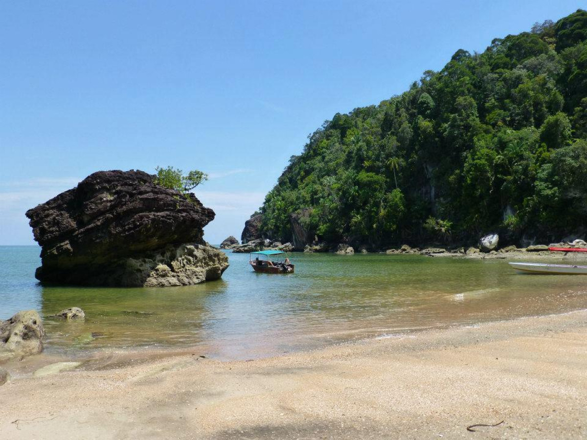 Baai in Bako National Park, Borneo - Undiscovered.nl