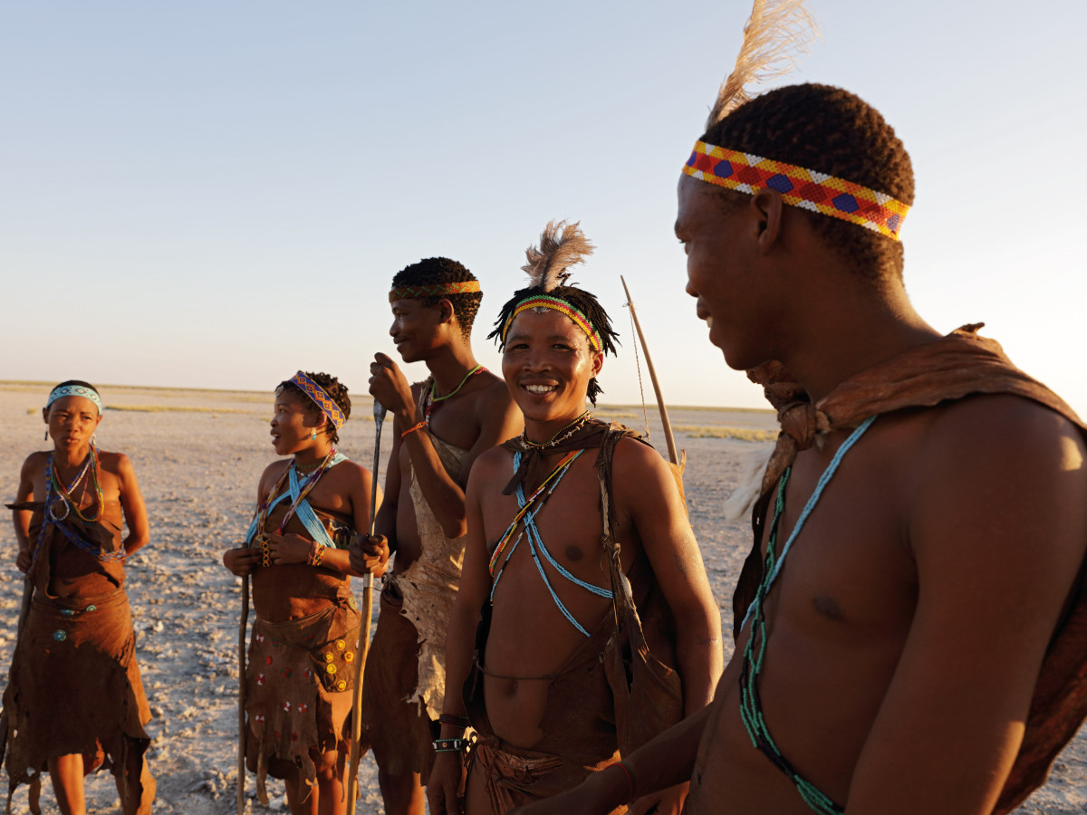 Bosjesmannen in Botswana - Undiscovered.nl