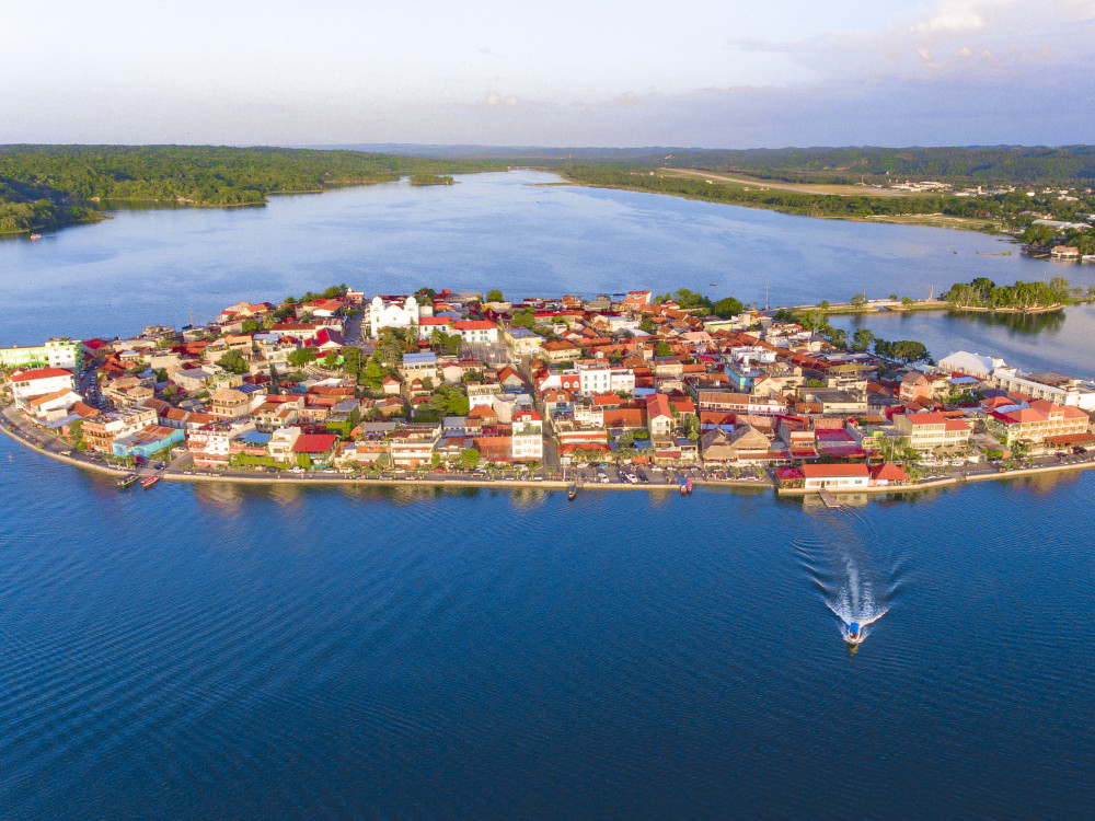 Flores, Guatemala - Undiscovered.nl