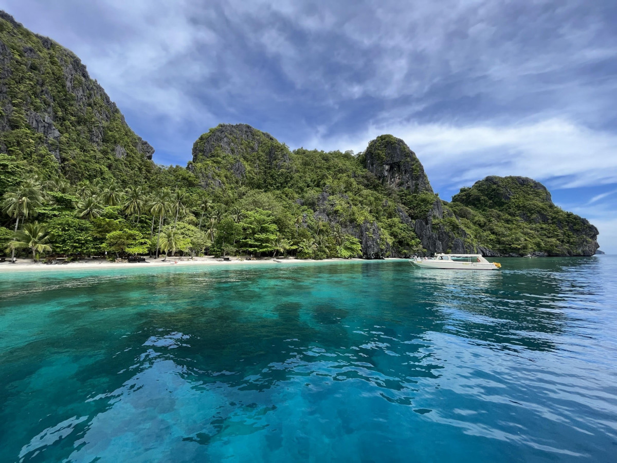 entalula beach bacuit archipel - Undiscovered.nl