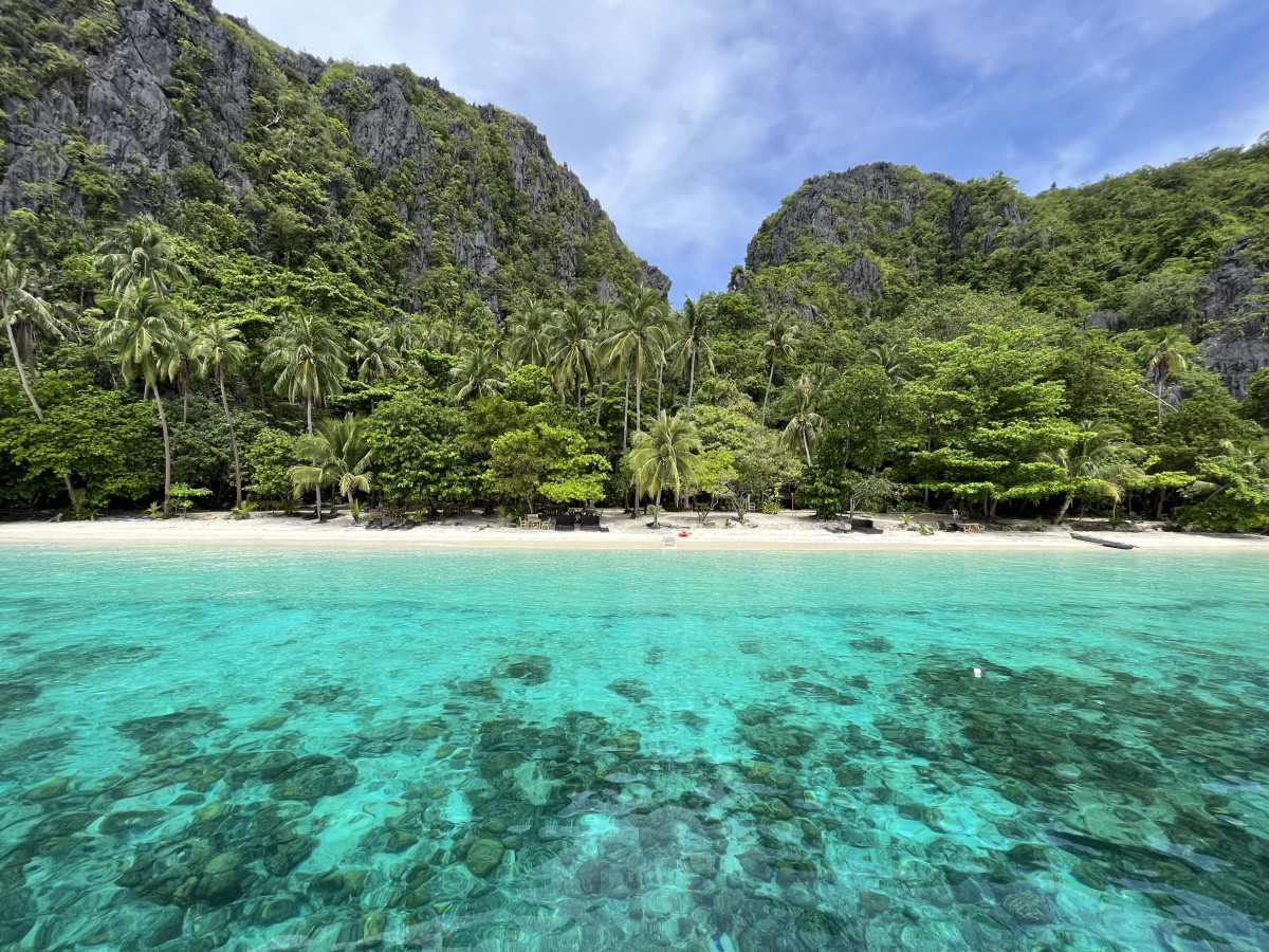 entalula beach bacuit archipel - Undiscovered.nl