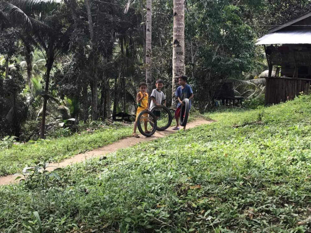 locals kinderen binnenland bohol Filipijnen - Undiscovered.nl