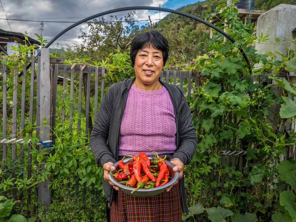 Vrouwtje bij Haa Vallei in Bhutan - Undiscovered.nl
