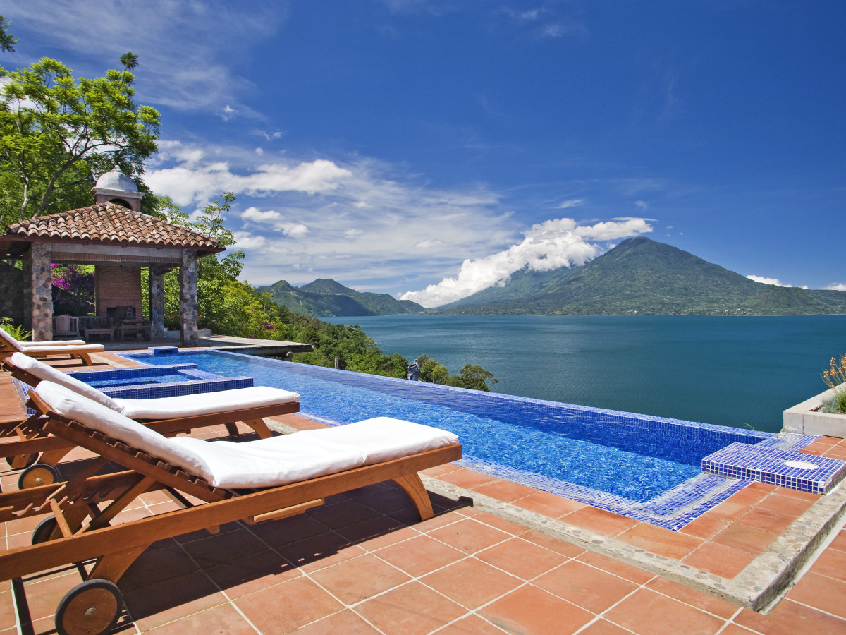 Infinity Pool Casa Palopo Guatemala - Undiscovered.nl