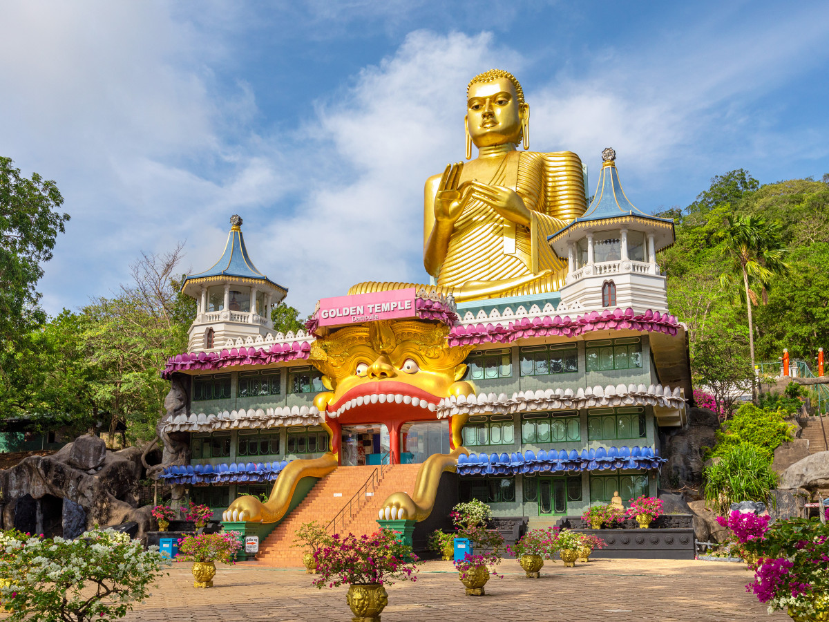 Gouden tempel Dambulla, Sri Lanka - Undiscovered.nl