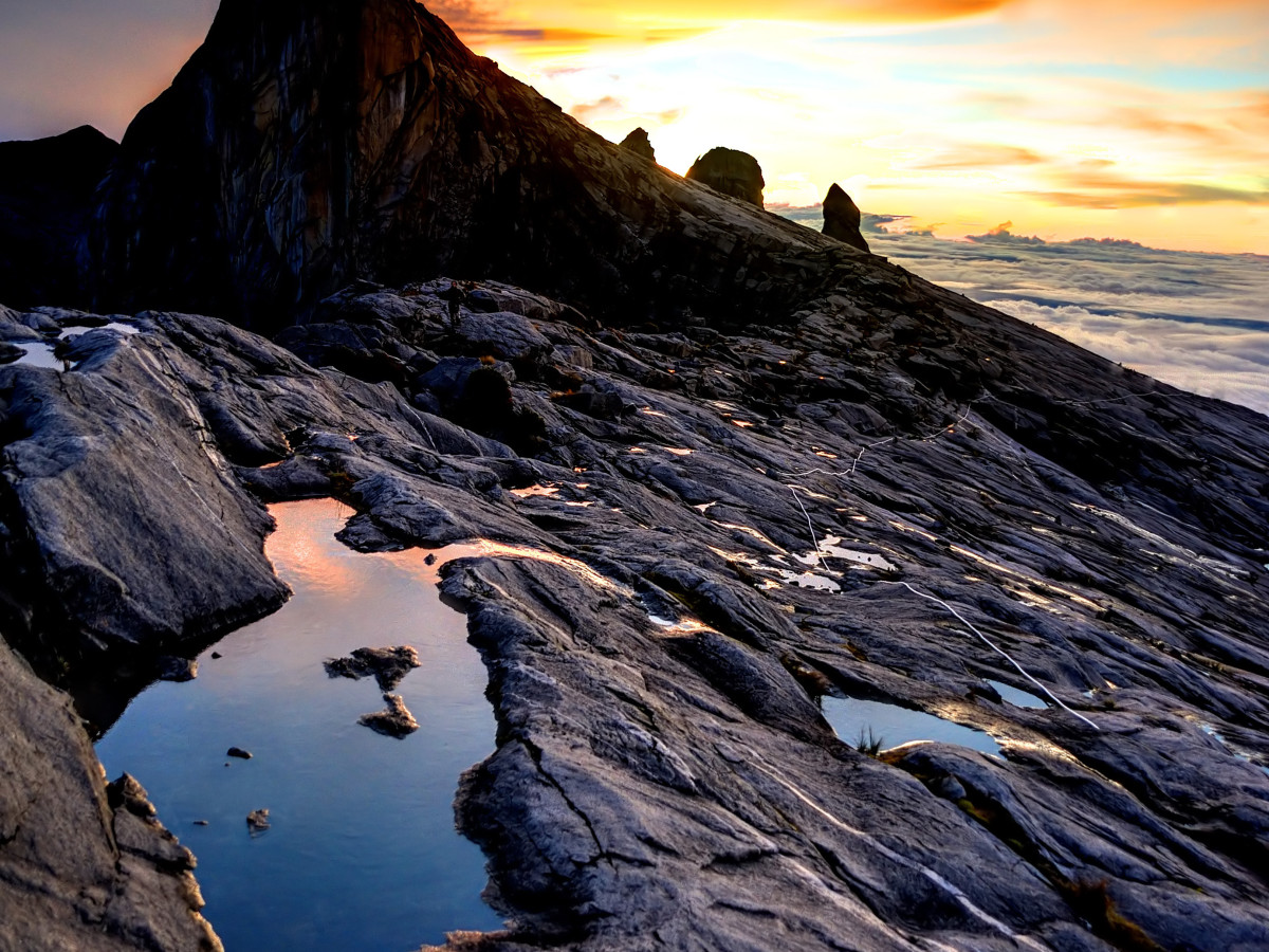 Zonsondergang Mt. Kinabalu, Borneo - Undiscovered.nl
