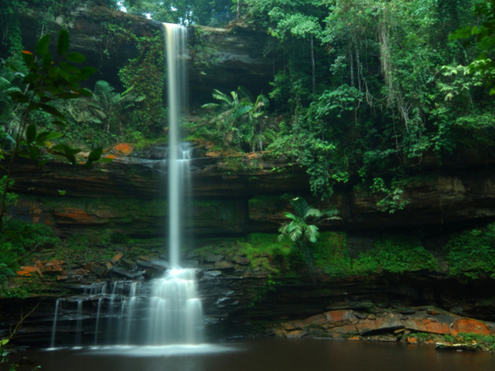 Waterval Maliau Basin Takob Akob - Undiscovered.nl