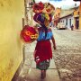 Maya vrouw in Antigua, Guatemala - Undiscovered.nl