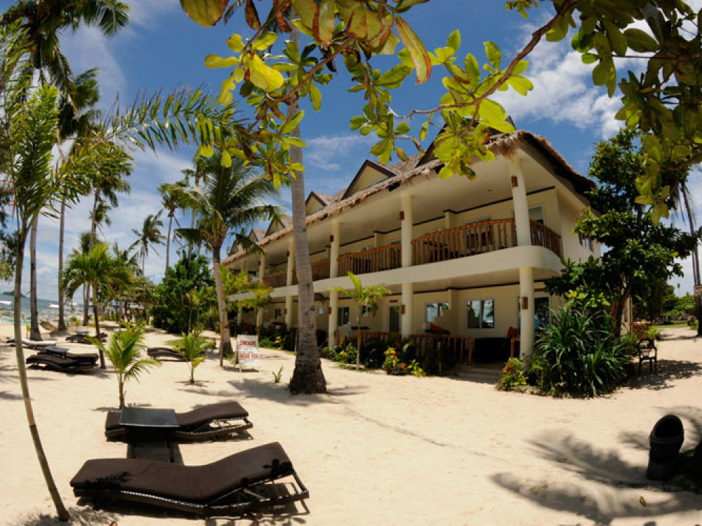 Ocean Vida beach resort Malapascua - Undiscovered.nl