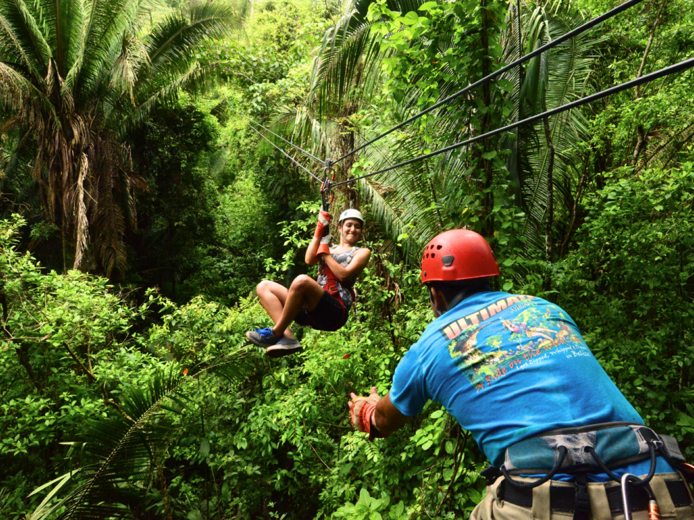 Ziplinen in Belize - Undiscovered.nl