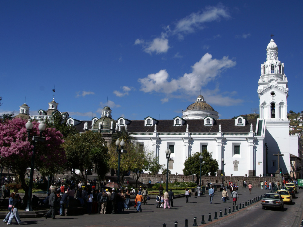 Independence square kathedraal, Ecuador - Undiscovered.nl