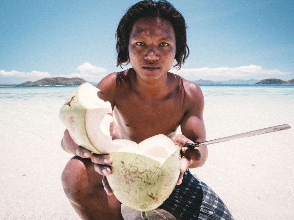 local kokosnoot strand filipijnen - Undiscovered.nl