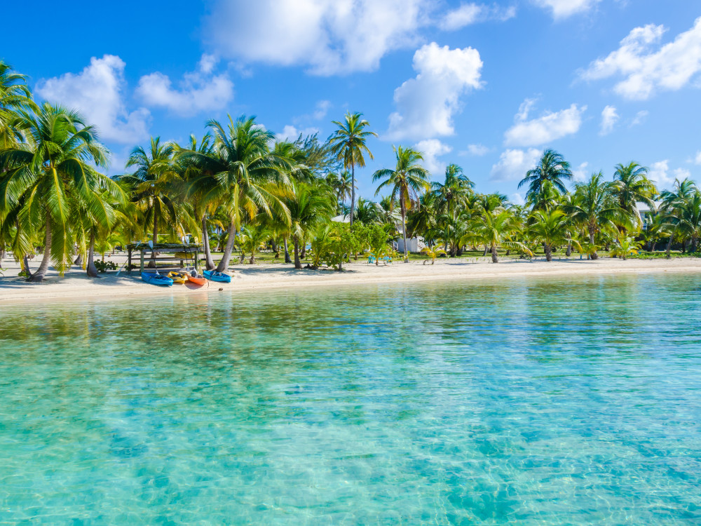 Strand in Belize - Undiscovered.nl