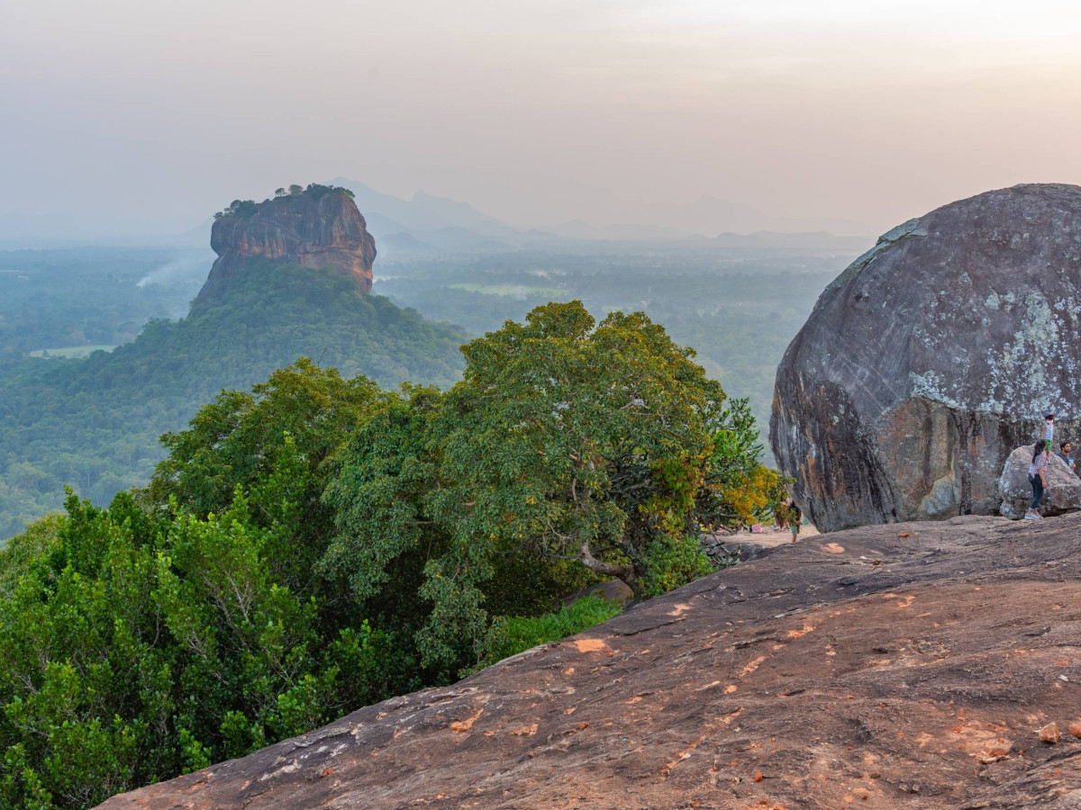 Pidurangala Rock, Sri Lanka - Undiscovered.nl