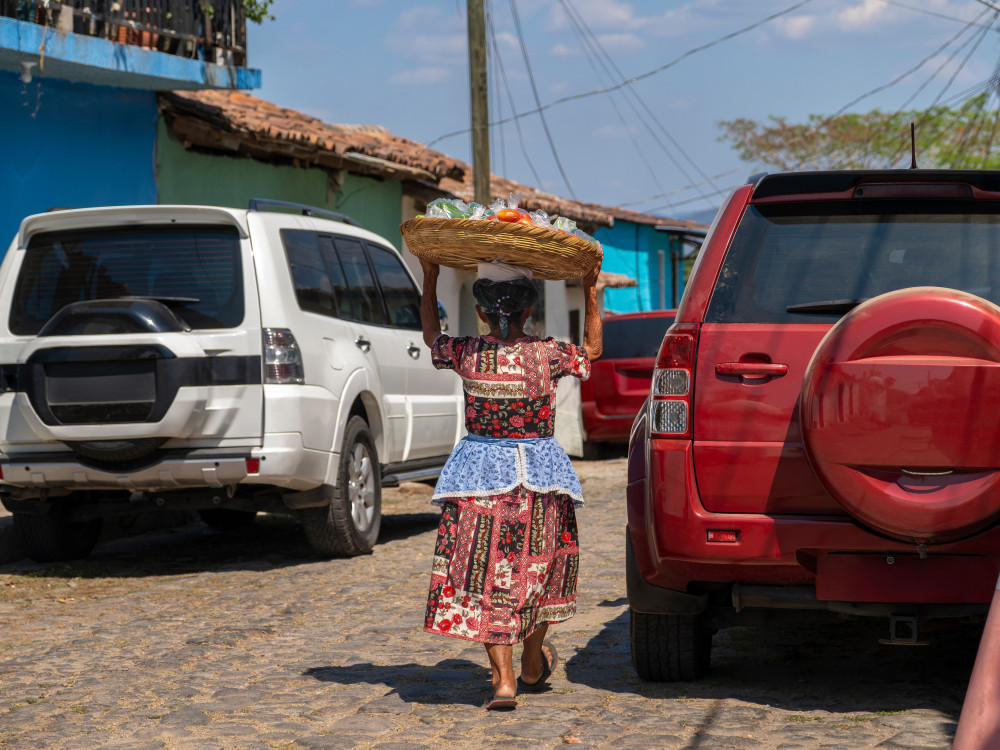 Vrouw in El Salvador - Undiscovered.nl