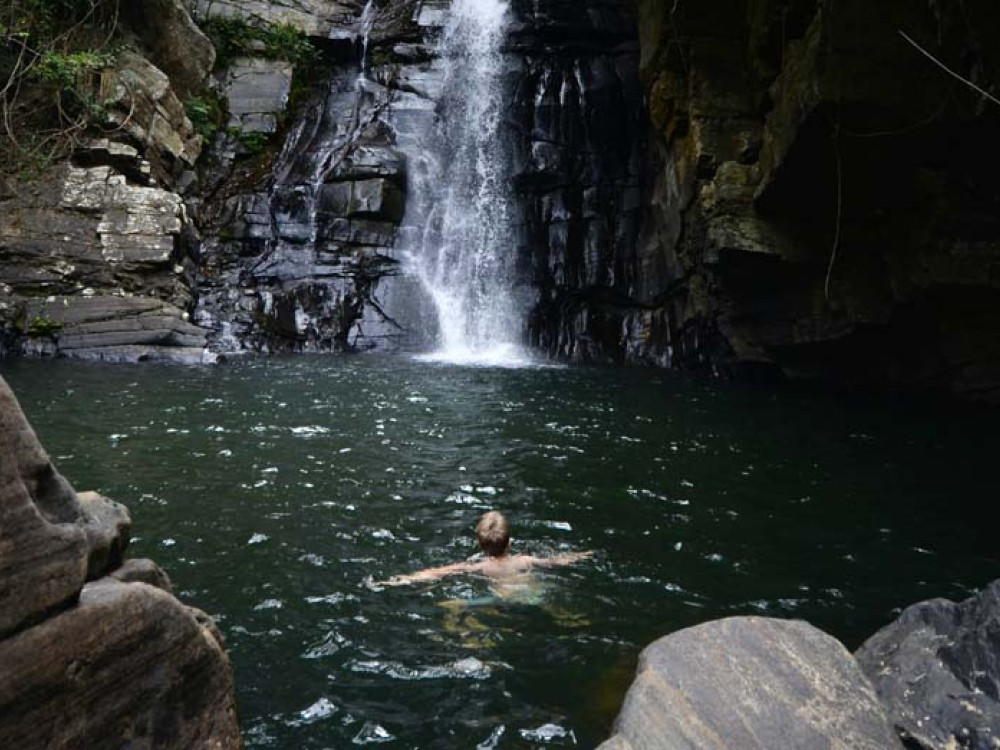 Sri Lanka Koslanda waterval - Undiscovered.nl