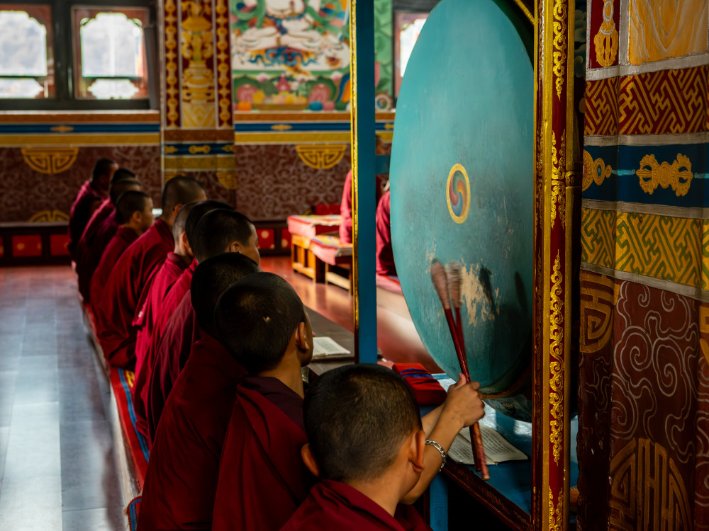 Monniken klooster Trashigang Bhutan - Undiscovered.nl