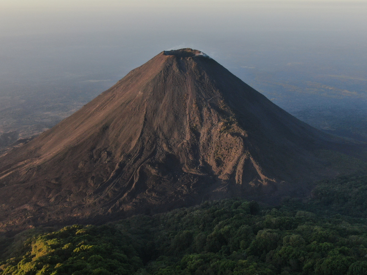 Izalco vulkaan El Salvador - Undiscovered.nl