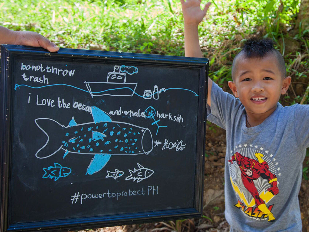 local kind whaleshark lamave filipijnen - Undiscovered.nl