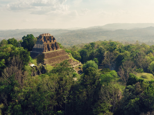 Xunantunich, Belize - Undiscovered.nl